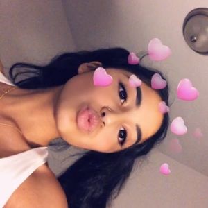 Meet your Posher, Kimberly